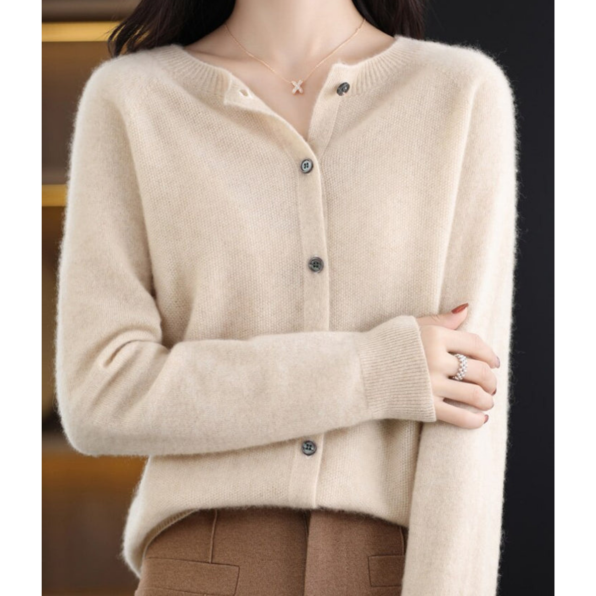 Deliane | Merino Wool & Cashmere Cardigan for Women – Elegant O-Neck Winter Knit