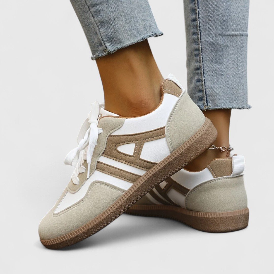 Livia Retro Contrast Sneakers