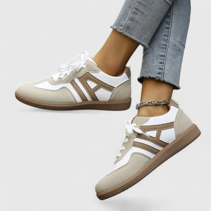 Livia Retro Contrast Sneakers
