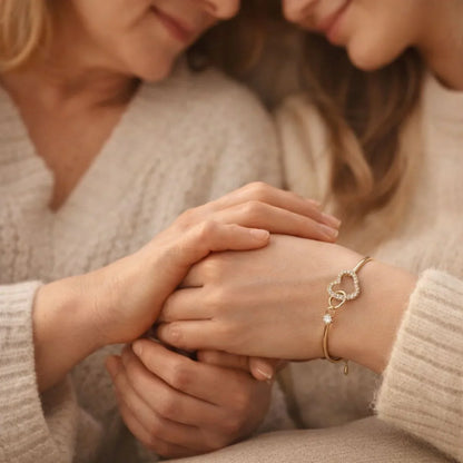 Avelisse Heart Link Bracelet