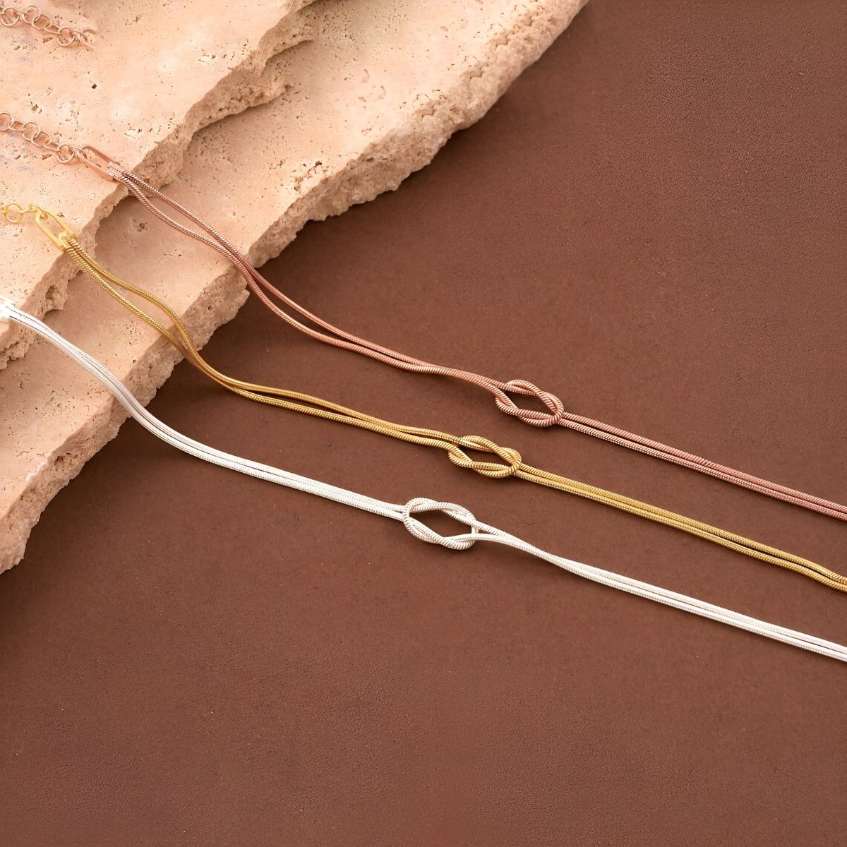 Serelina Knot Chain Bracelet