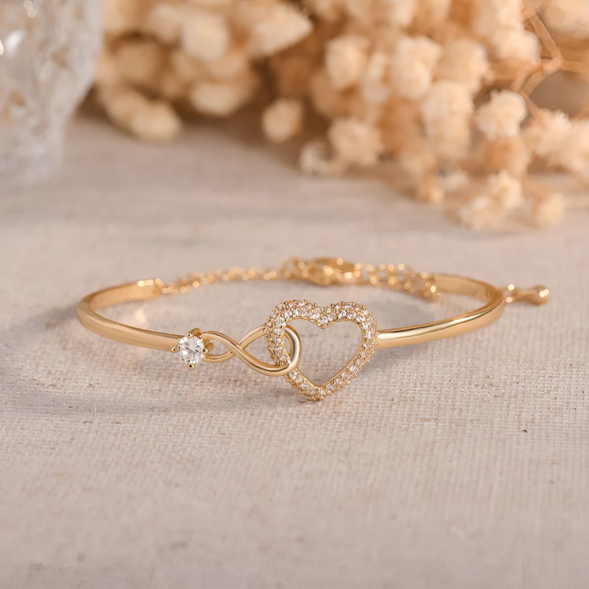 Avelisse Heart Link Bracelet