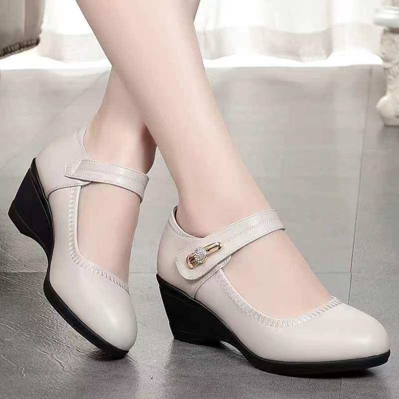 Delphine Comfort Mary Jane Wedge