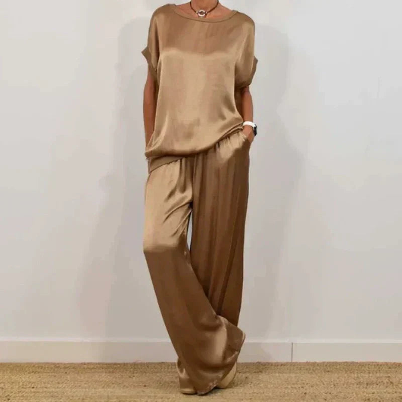 Kaelith Stylish Lounge Set
